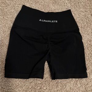 Alphalete Amplify Scrunch Shorts - XS - Black